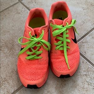 EUC Nike running shoes